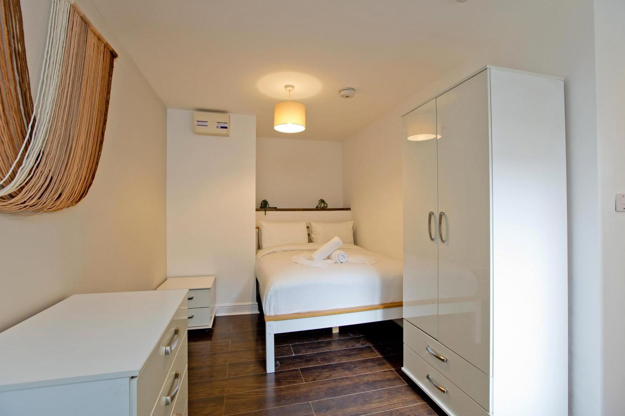 Imperial Corner House-Whitechapel Apartment London Bagian luar foto