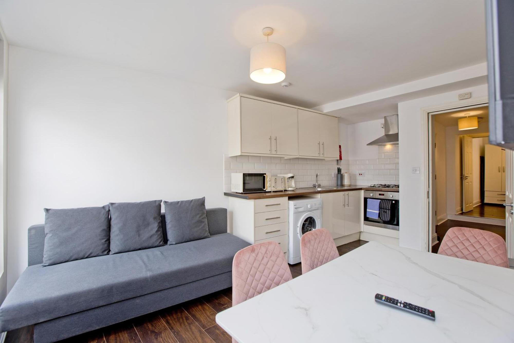 Imperial Corner House-Whitechapel Apartment London Bagian luar foto