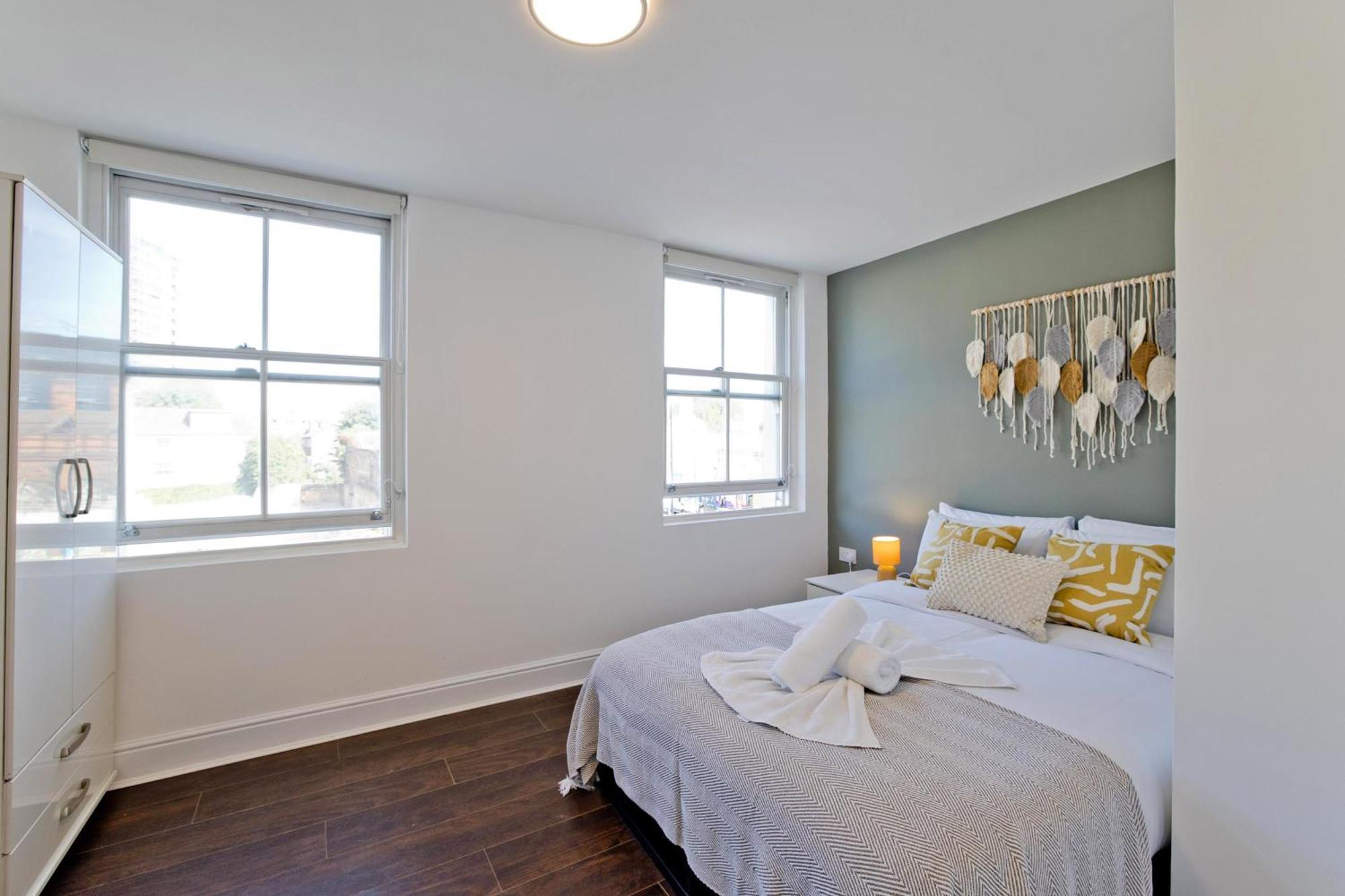 Imperial Corner House-Whitechapel Apartment London Bagian luar foto
