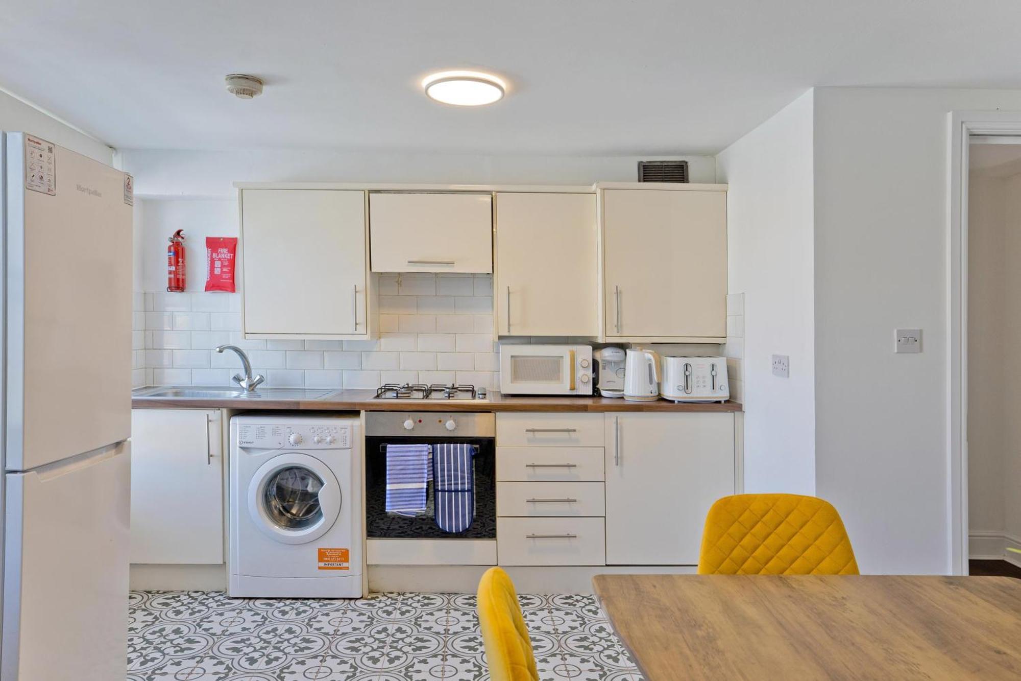 Imperial Corner House-Whitechapel Apartment London Bagian luar foto
