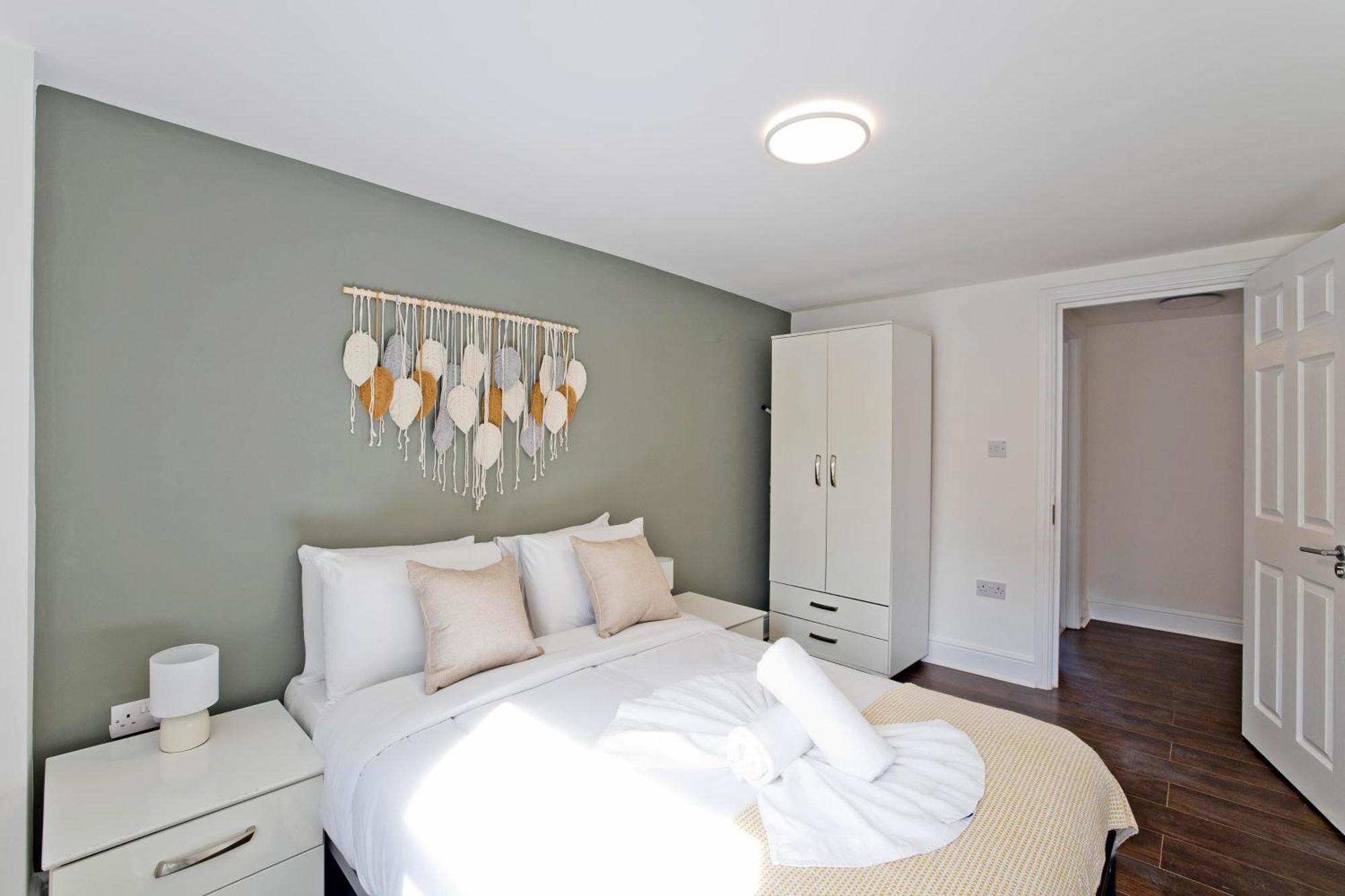 Imperial Corner House-Whitechapel Apartment London Bagian luar foto